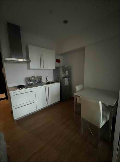 Mandaluyong 1 BR unit for sale near Makati at Acqua Residences