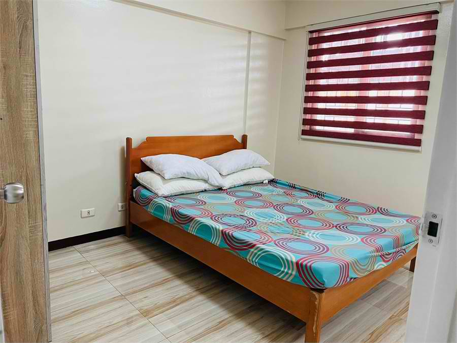 Pasig 2 BR unit for sale near SM City East Ortigas