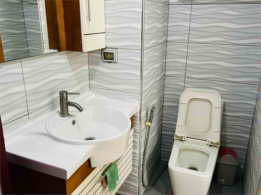 Pasig 2 BR unit for sale near SM City East Ortigas