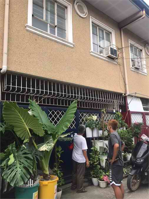 Malabon 3 BR Townhouse for sale with parking in Maysilo