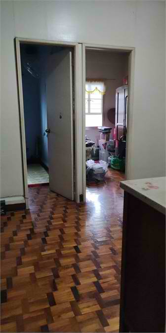 Malabon 3 BR Townhouse for sale with parking in Maysilo