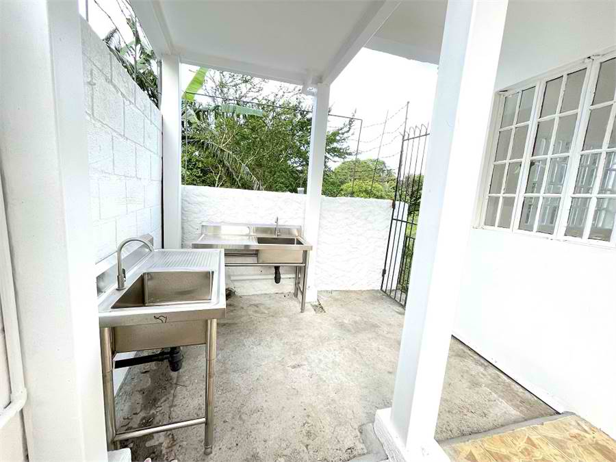 Tagaytay City 14 Bedroom House & lot for sale
