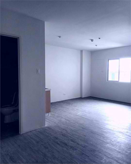 Big 1 Bedroom condo unit for sale in Pasig near Market