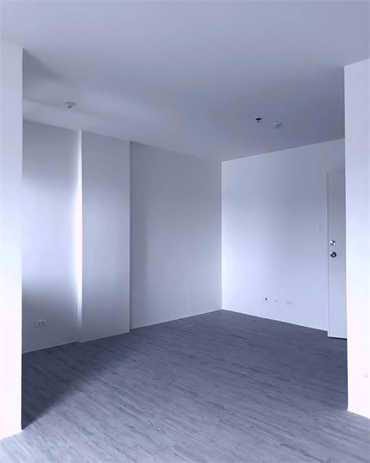 Big 1 Bedroom condo unit for sale in Pasig near Market