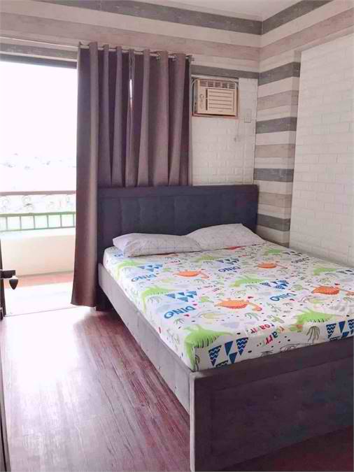 1 Bedroom condo for sale with parking in Las Pinas