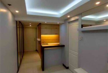 Pasig 1 bedroom Unit w/ Balcony at Arrezo Place in Pinagbuhatan