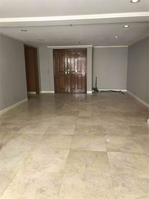 3 bedroom unit for sale beside Wackwack golf course