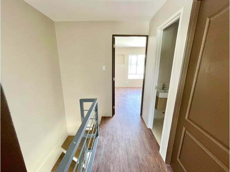 Executive Townhouse near Aguinaldo Highway Imus Cavite