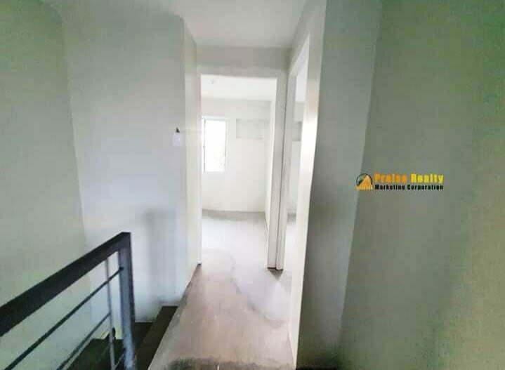 Elegant Townhouse along national road Tanza Cavite