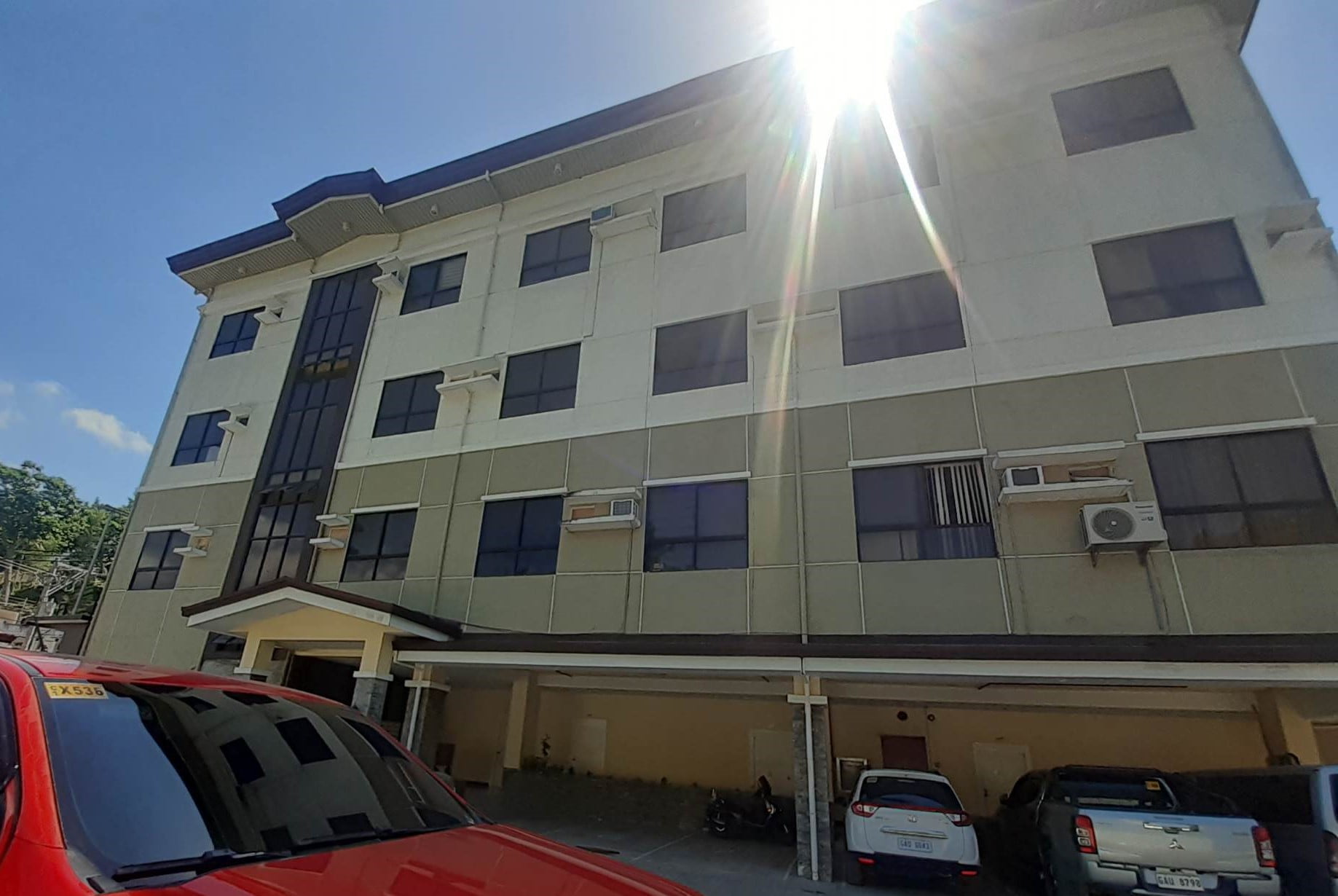 CONDO UNIT FOR SALE IN LAHUG PRIME