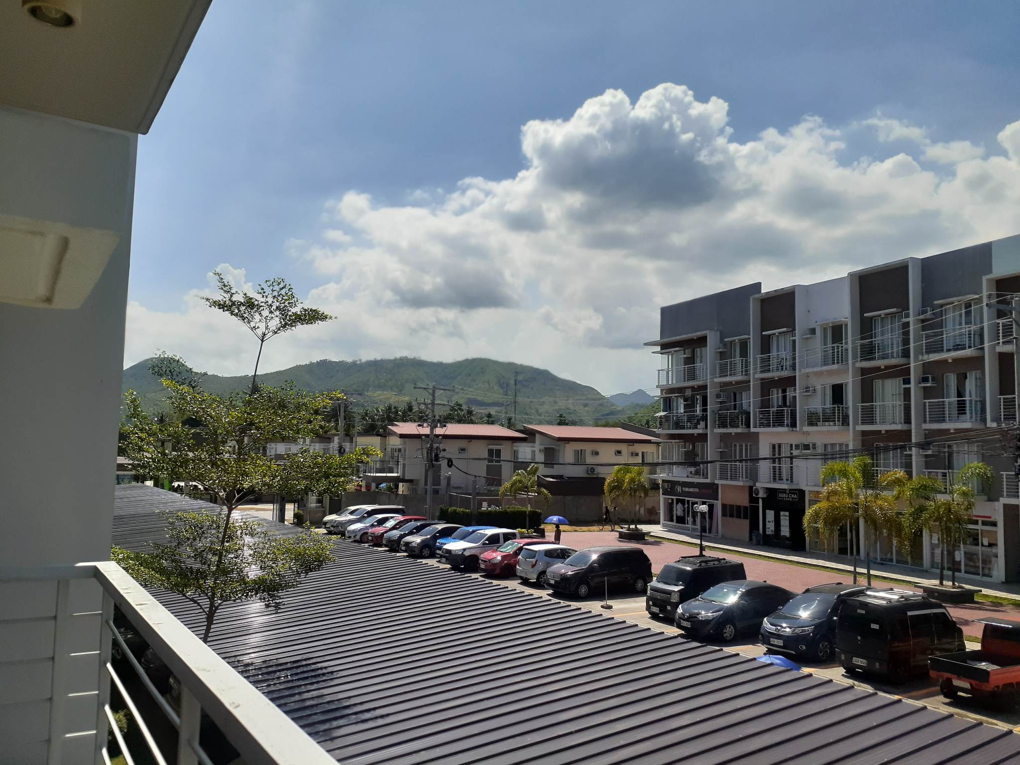 CONDO FOR SALE IN MINGLANILLA