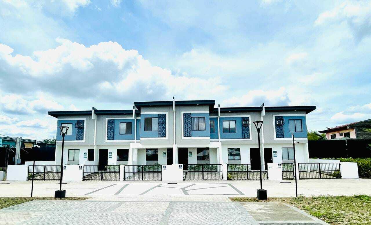 TOWNHOUSE