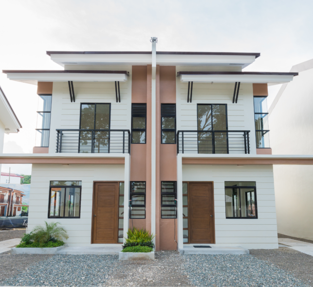 READY TO OCCUPY HOUSE AND LOT FOR SALE IN SERENIS CONSOLACION