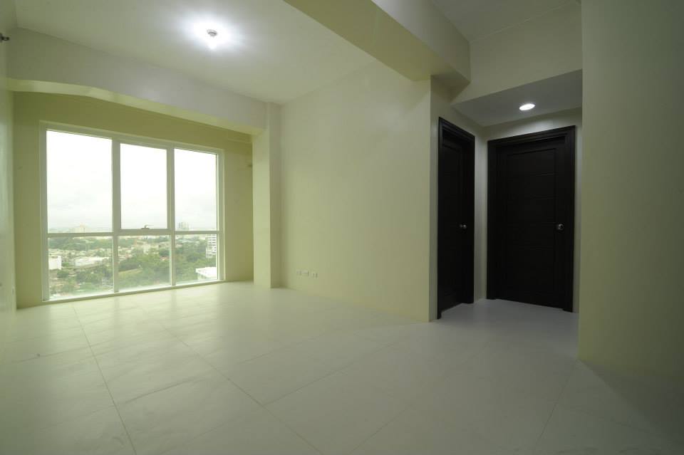 READY TO OCCUPY CONDO FOR SALE IN PADGETT PLACE LAHUG