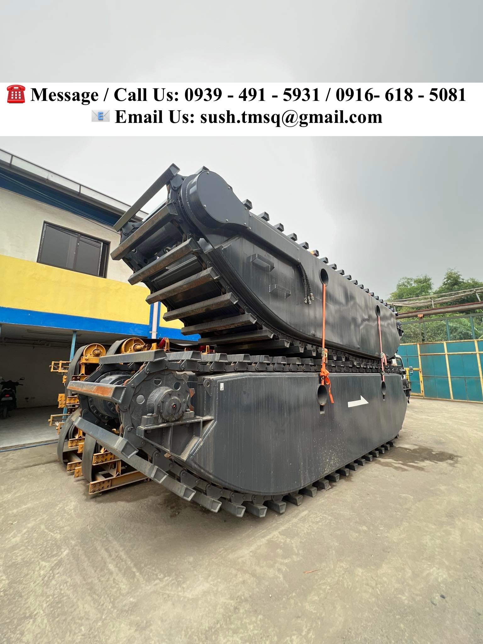 amphibious pontoon backhoe