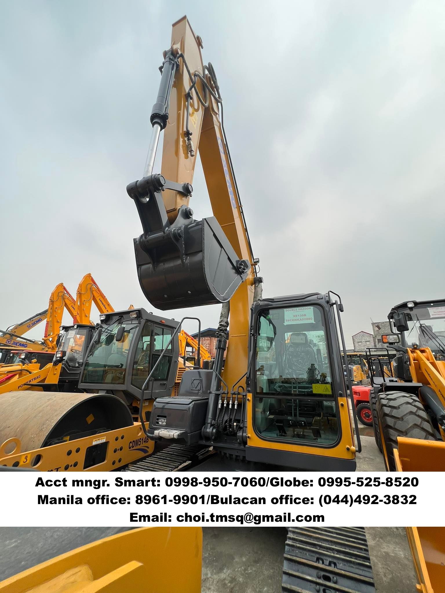 Brand new XCMG Backhoe excavator .52cbm ISUZU engine FREE Breaker line for sale