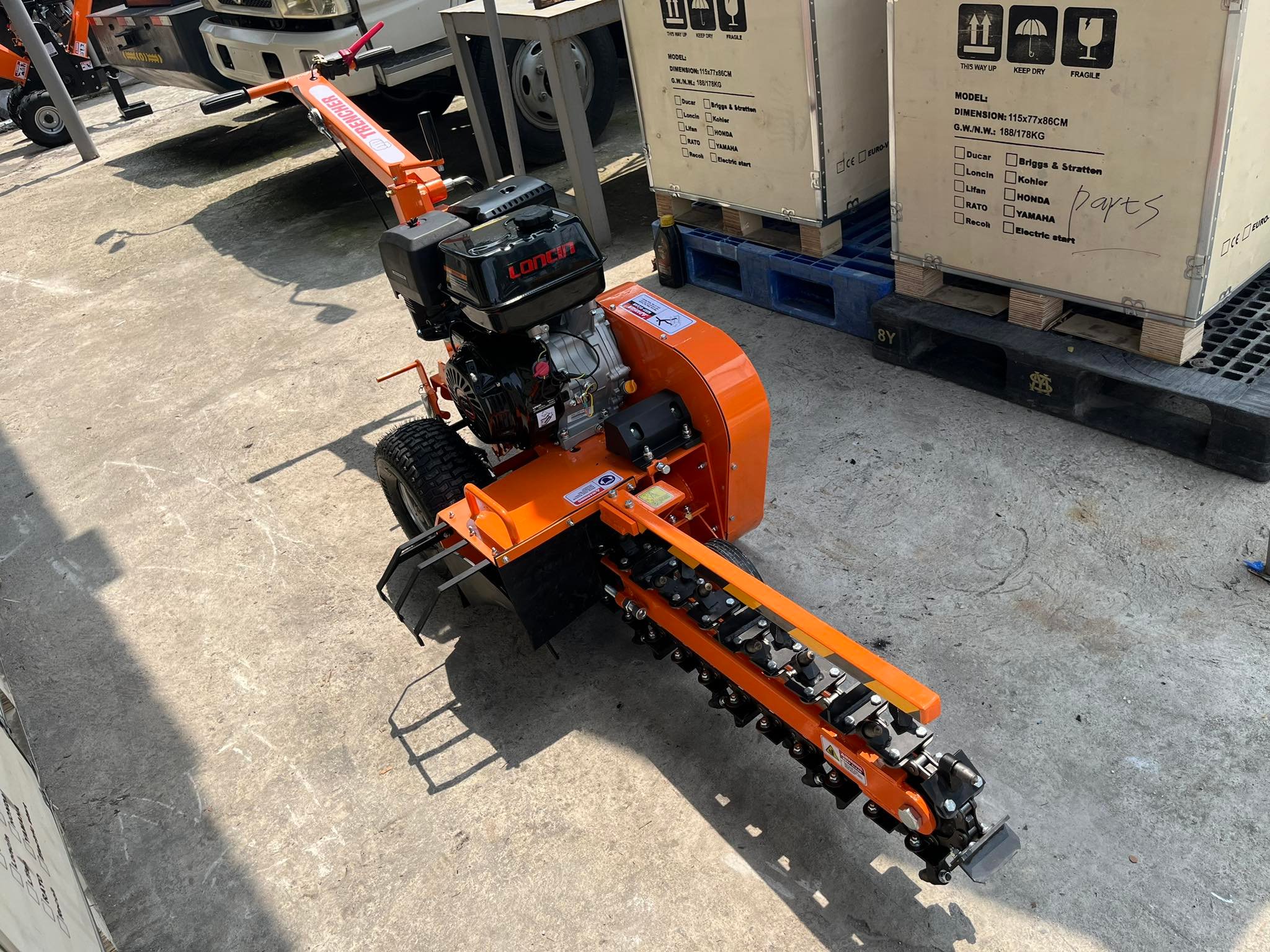 PRIMUS Mini trencher 420cc loncin engine for sale