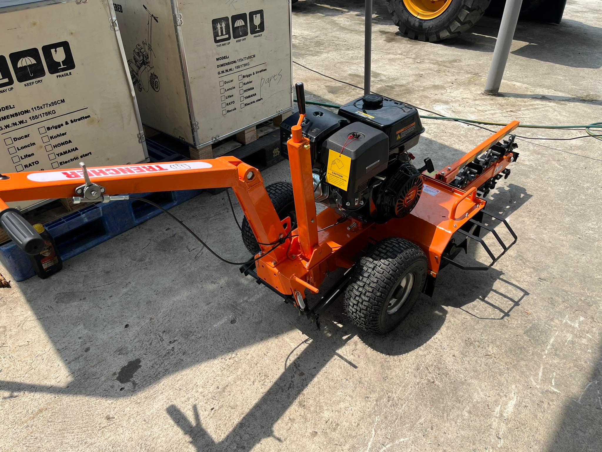 PRIMUS Mini trencher 420cc loncin engine for sale