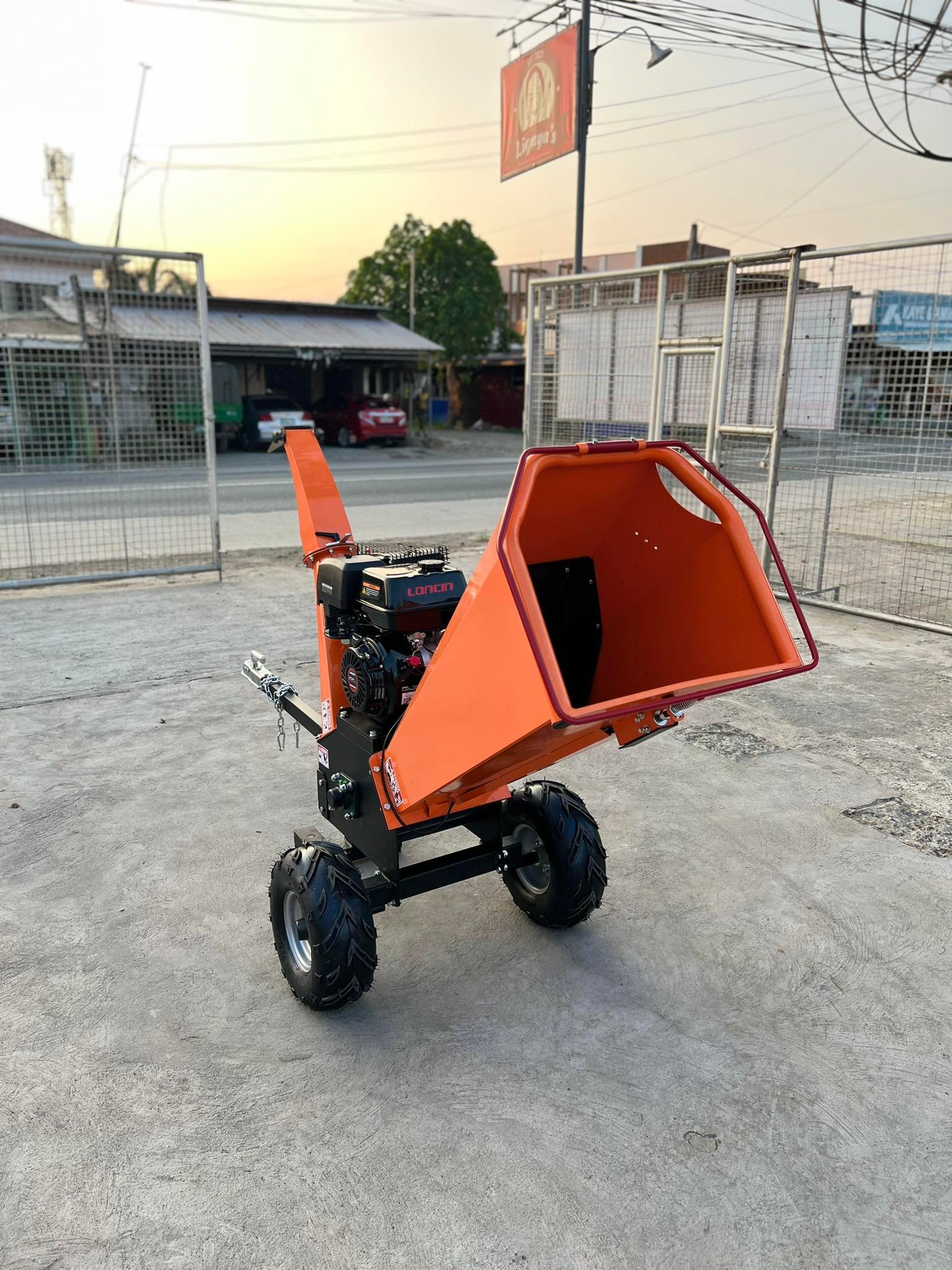 PRIMUS Wood chipper wood shredder 15hp loncin engine for sale