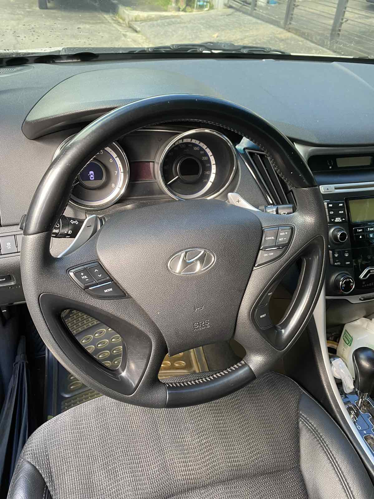 RUSH CAR FOR SALE!!! HYUNDAI SONATA 2012 MODEL