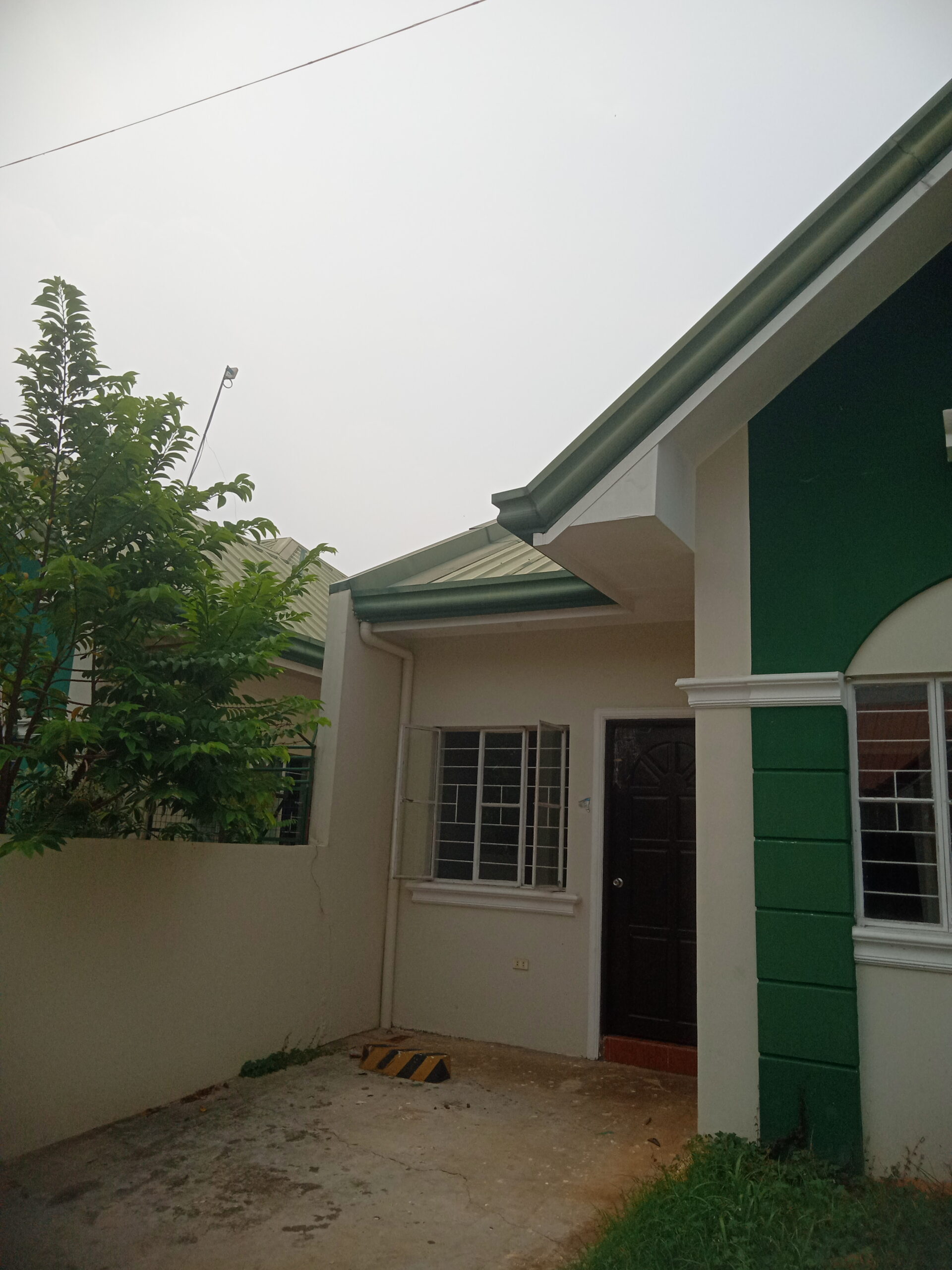 FOR SALE READY-TO-OCCUPY BUNGALOW HOUSE GRAND MONACO CASA MIA Antipolo