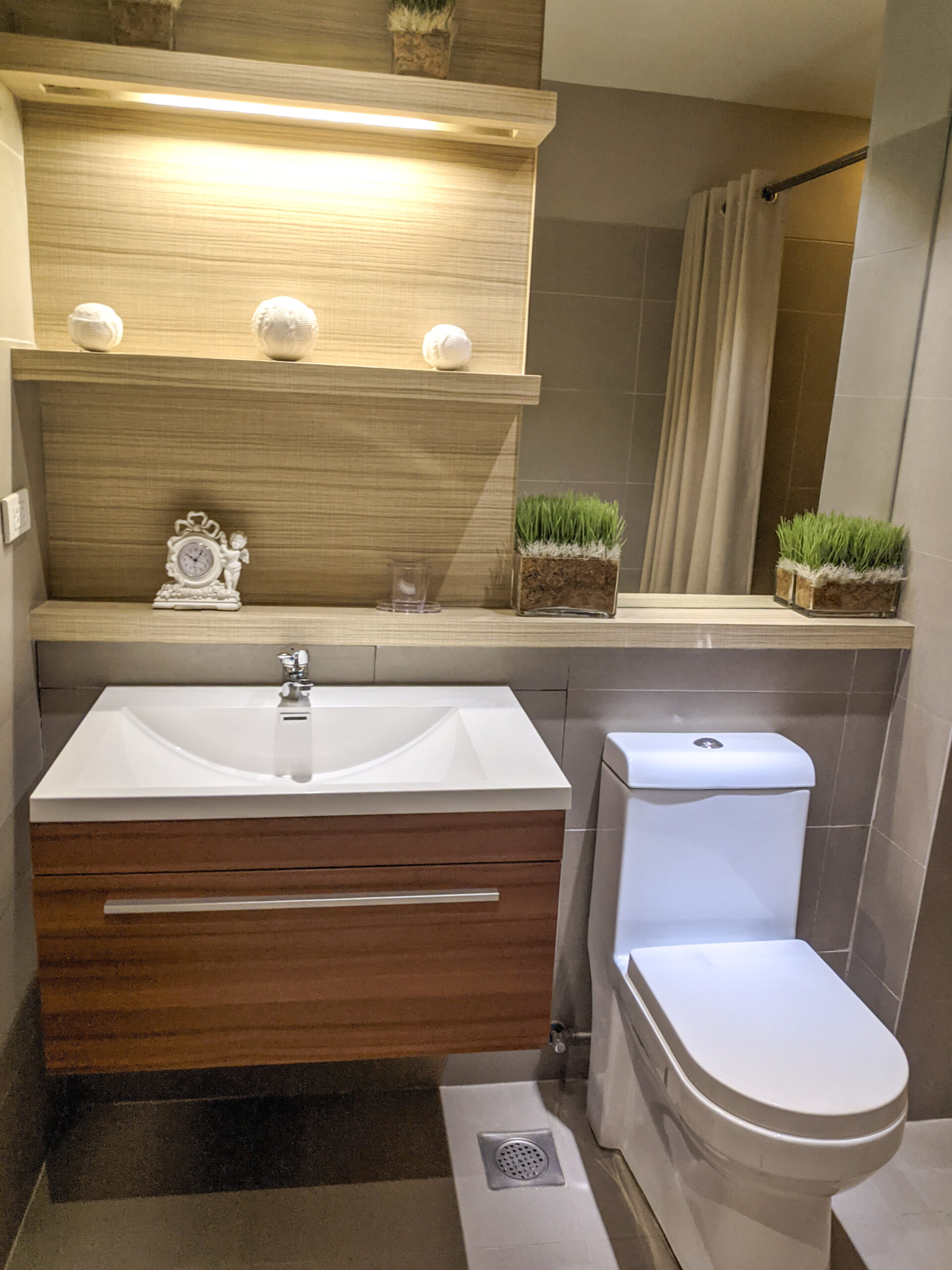 𝐎𝐖𝐍 𝐘𝐎𝐔𝐑 STUDIO C𝐎𝐍𝐃𝐎 𝐔𝐍𝐈𝐓  IN EAST GATE BY TAFT PROPERTIES ‼