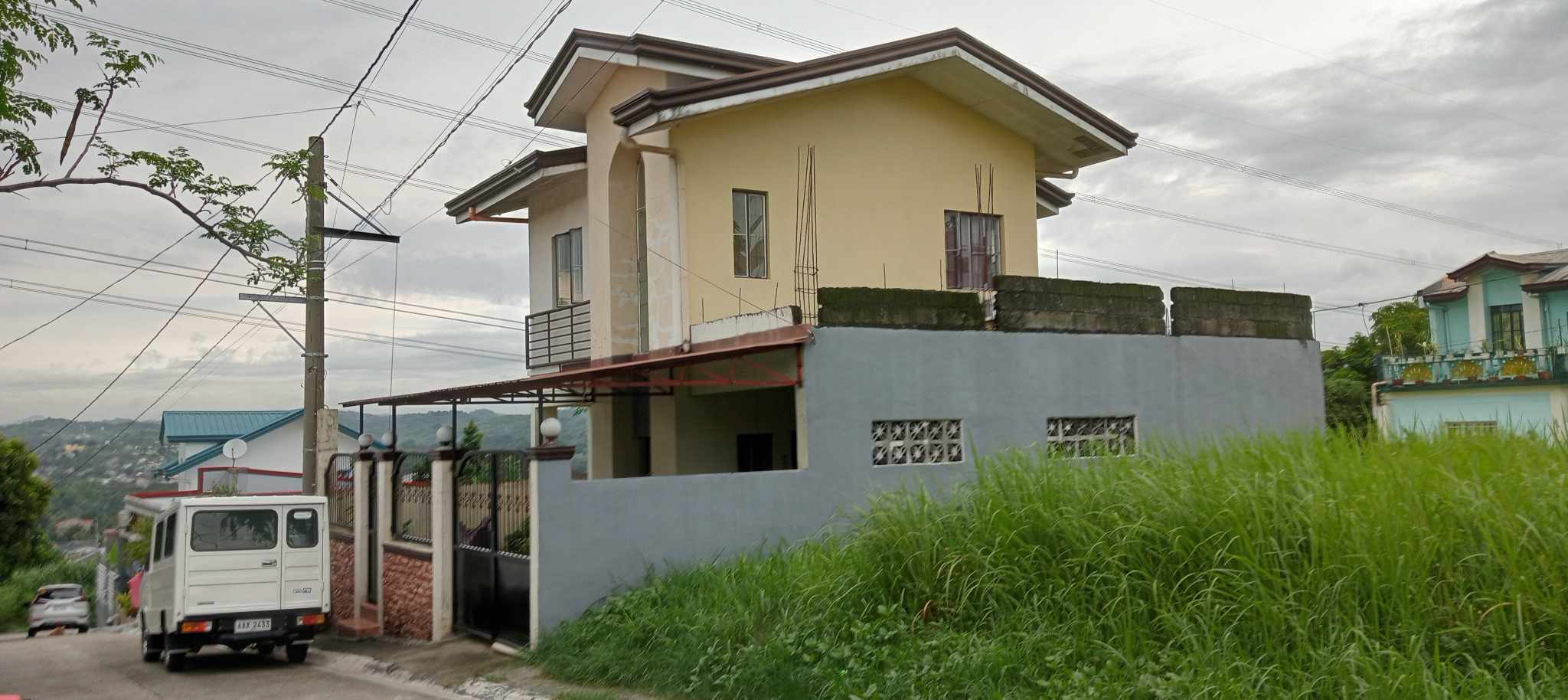 Single attached house and Lot for sale