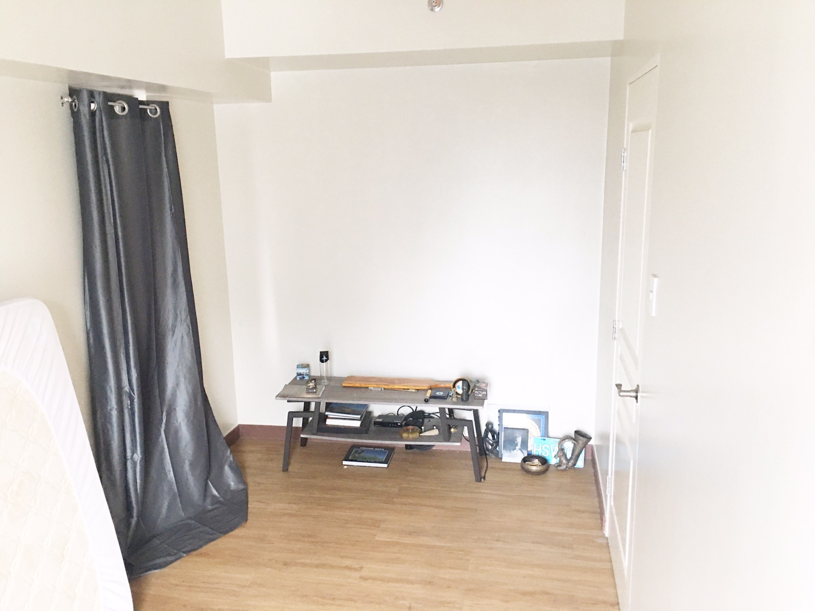 FLAIR TOWERS 1-BR (29sqm) WITH PARKING FOR SALE