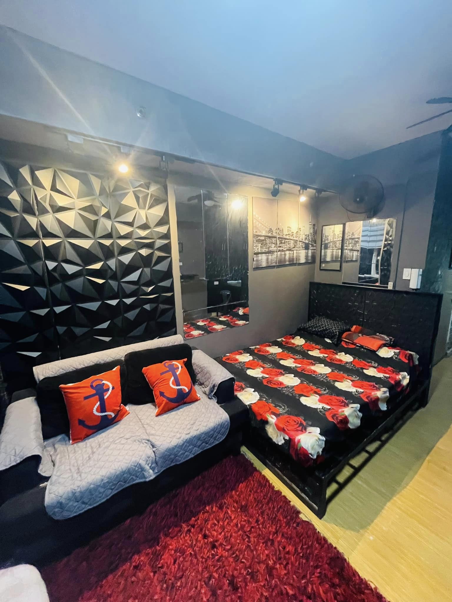 Taguig Studio w/ balcony for sale in Grace Residences near BGC