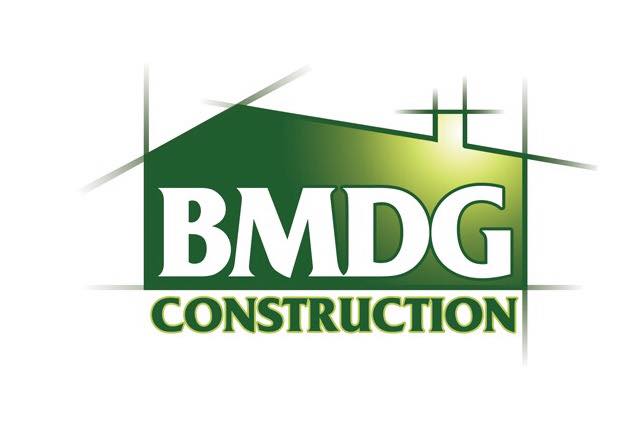 Freelance Graphic Designer / Logo Designer