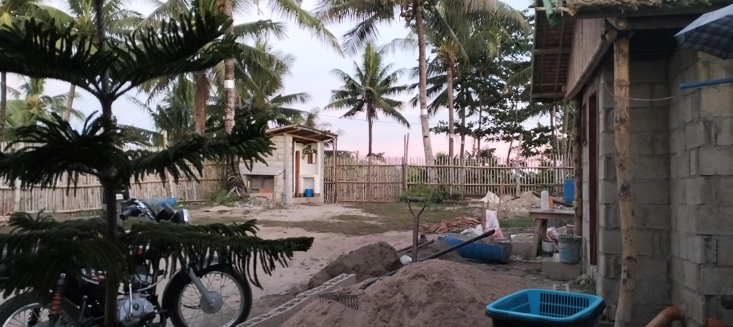 Beautiful location beach resort in Dayhagan Pilar