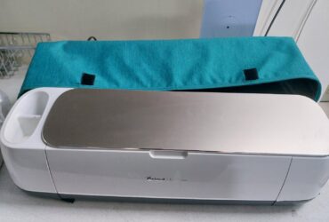 CRICUT MACHINE