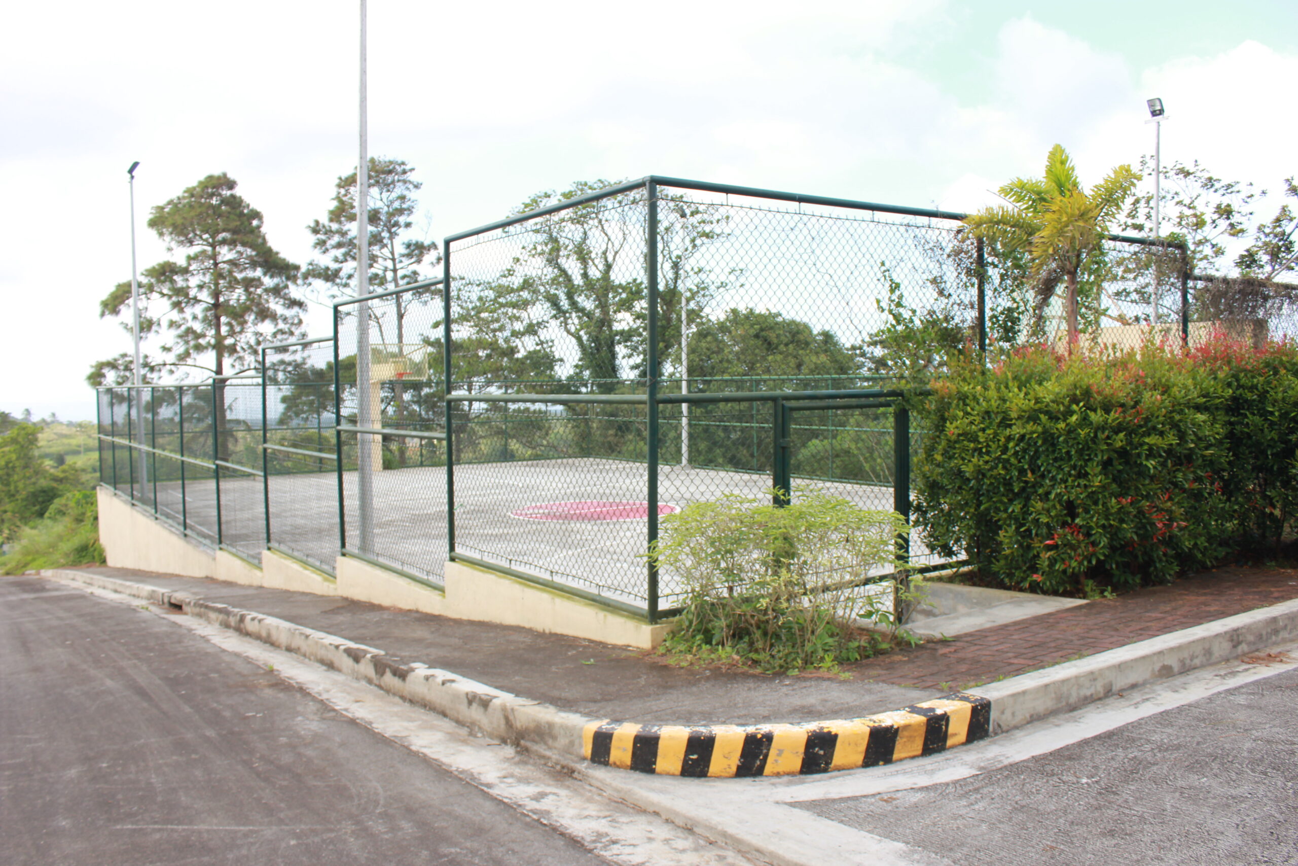 200sqm lot for sale in luxurre residence tagaytay alfonso cavite