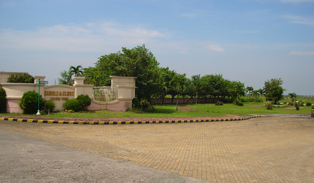 150sqm lot for sale in saddle & club leisure park naic cavite