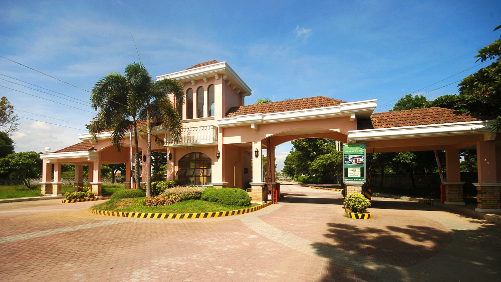 375SQM LOT FOR SALE IN BEVERLY PLACE RESIDENTIAL & BUSINESS ESTATE SAN FERNANDO PAMPANGA