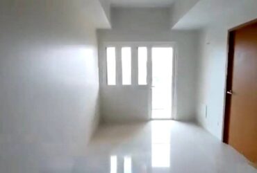 Taguig 1 Bedroom w/ balcony for sale in BGC near Uptown Mall