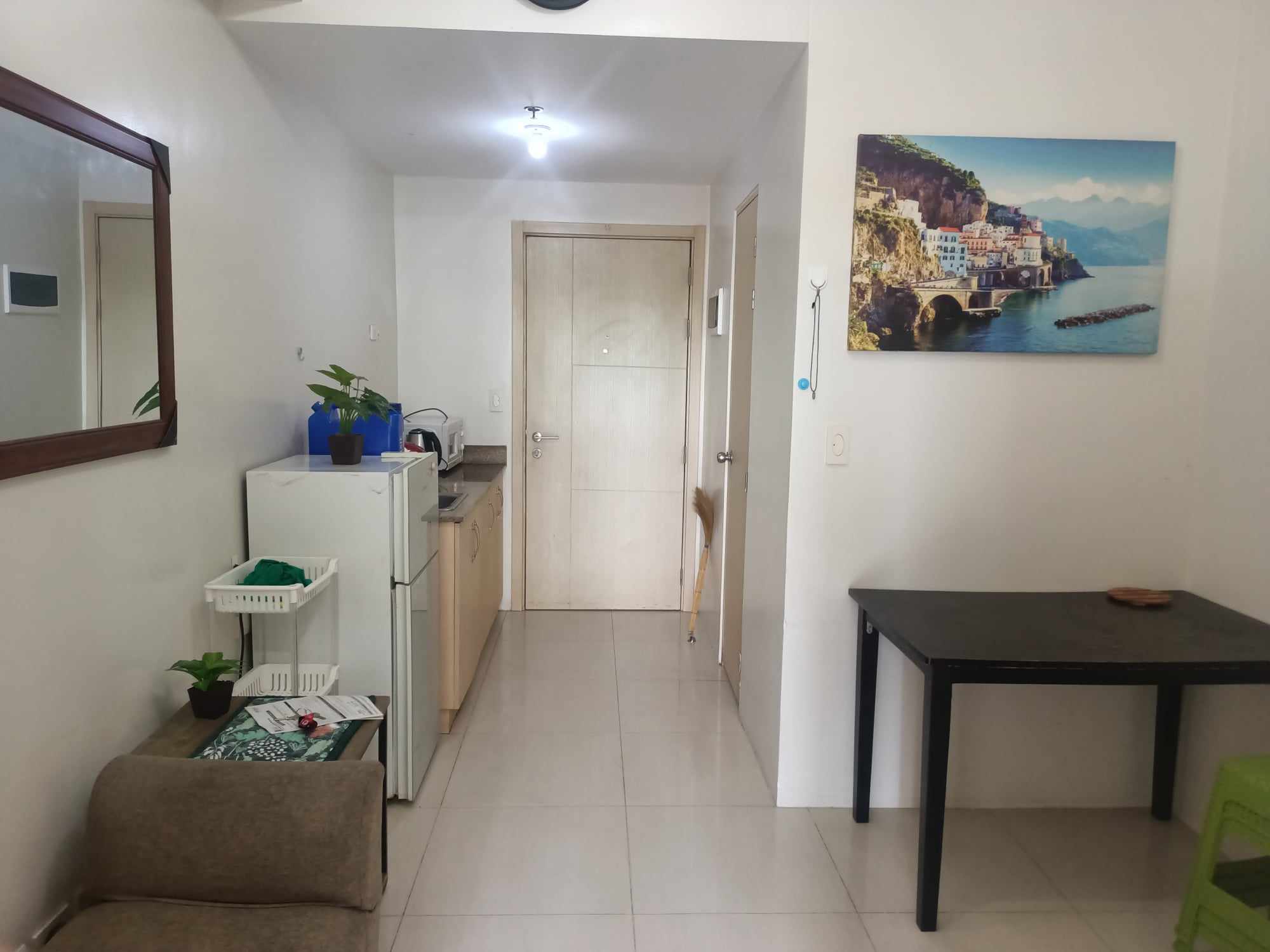 Condo Unit For Rent – Unit 314A Building 4 at Field Residences
