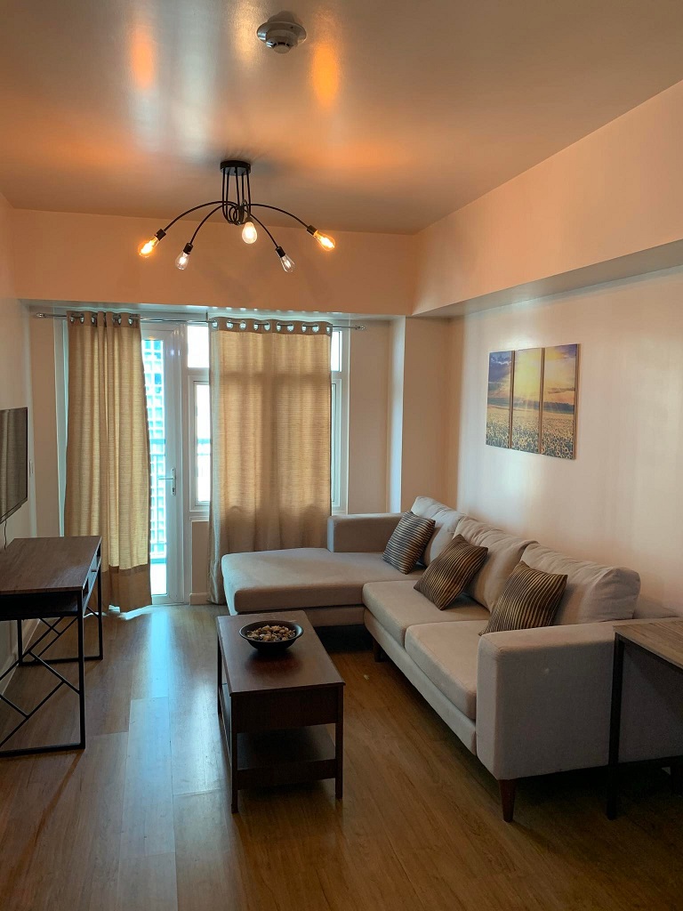 Taguig 1 bedroom w/ balcony for Sale in Two Serendra