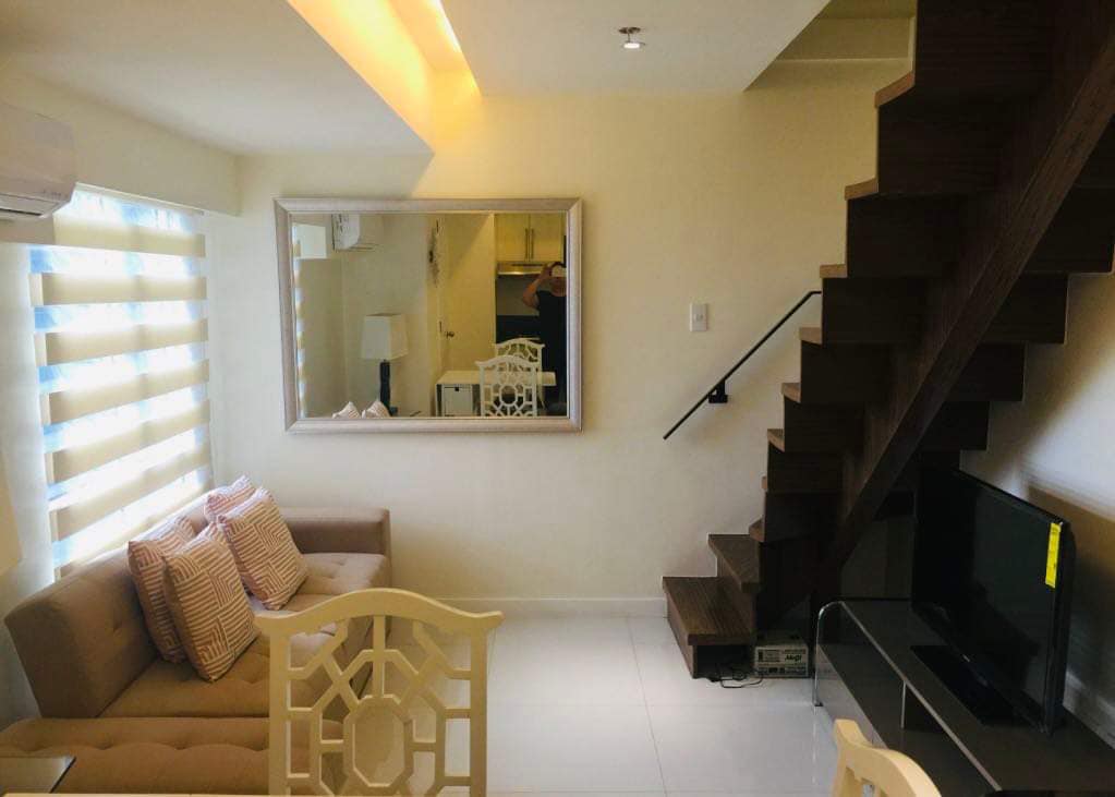 Taguig 2 bedroom for sale in Fort Victoria BGC near St. Lukes