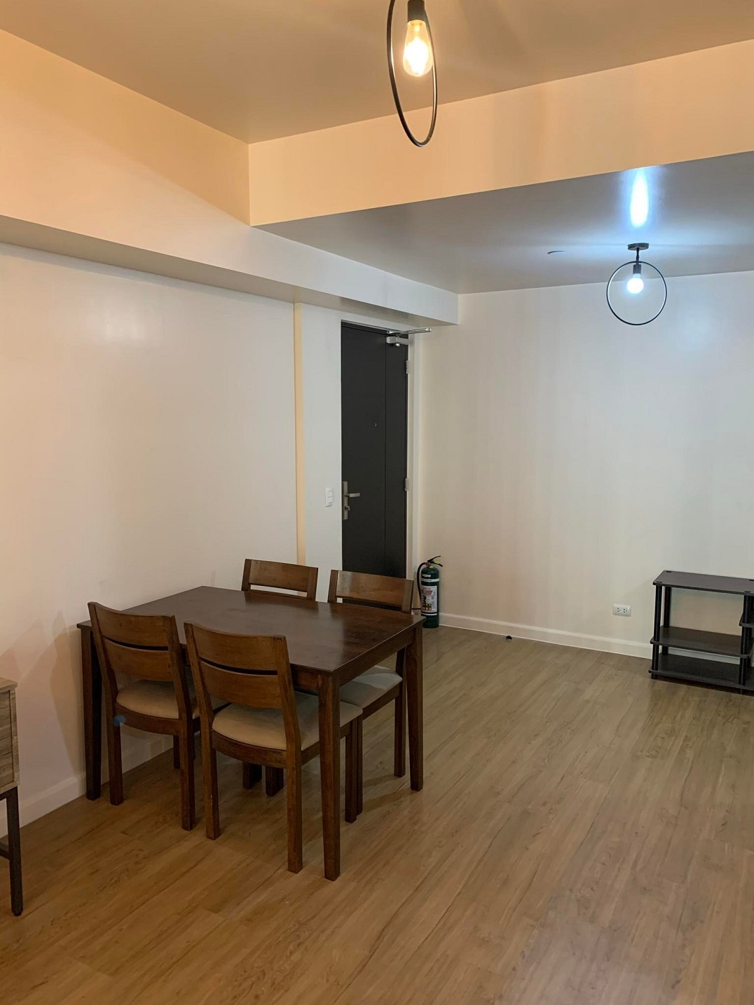 Taguig 1 bedroom w/ balcony for Sale in Two Serendra