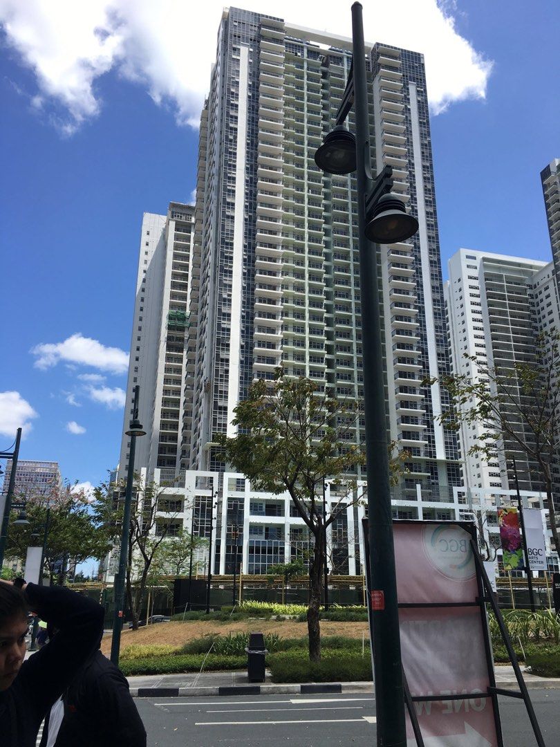 Condo Unit For Rent – 19th Floor Tower 1 at Verve Residences