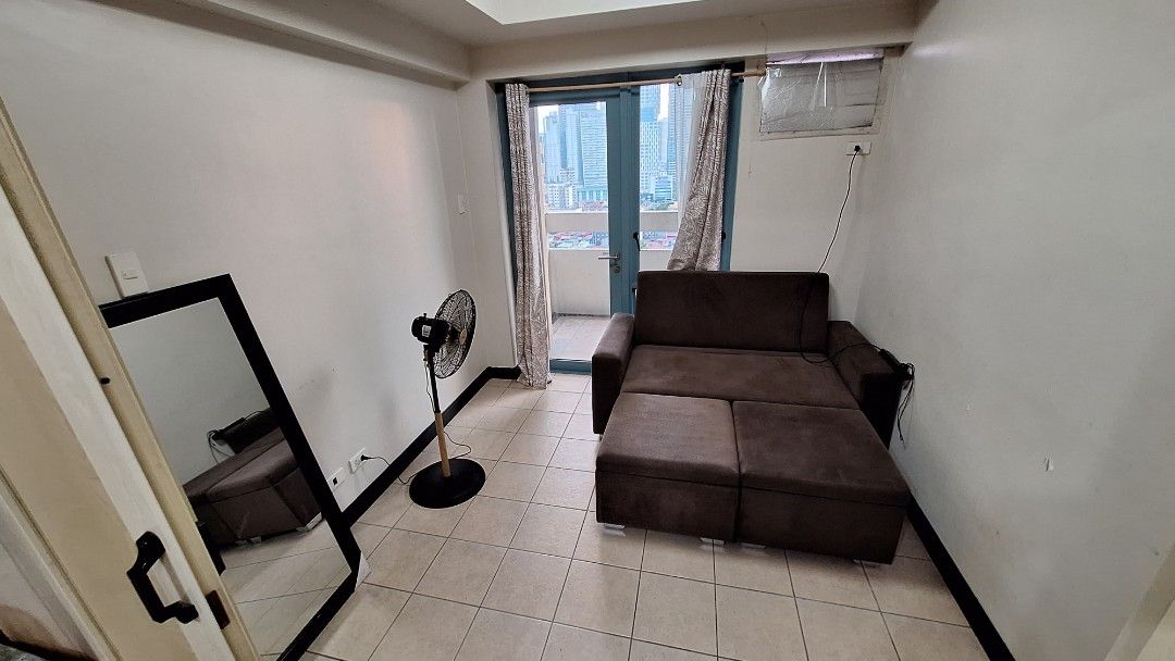 Condo Unit For Rent – 19th Floor Heliconia Tower at Tivoli Garden Residences