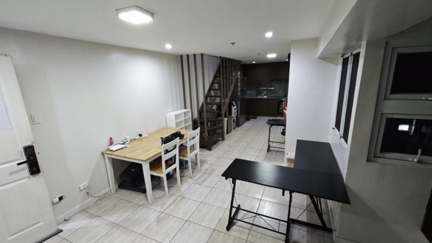 Condo Unit For Rent – 27th Floor (Penthouse) at Victoria De Makati
