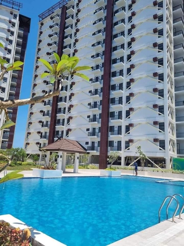 2BR ROYAL OCEANCREST RESORT CONDO NEAR CCLEX MACTAN CEBU
