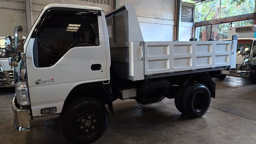Sobida Isuzu Elf 4HG1 surplus 4×4 truck N-series NKR canter