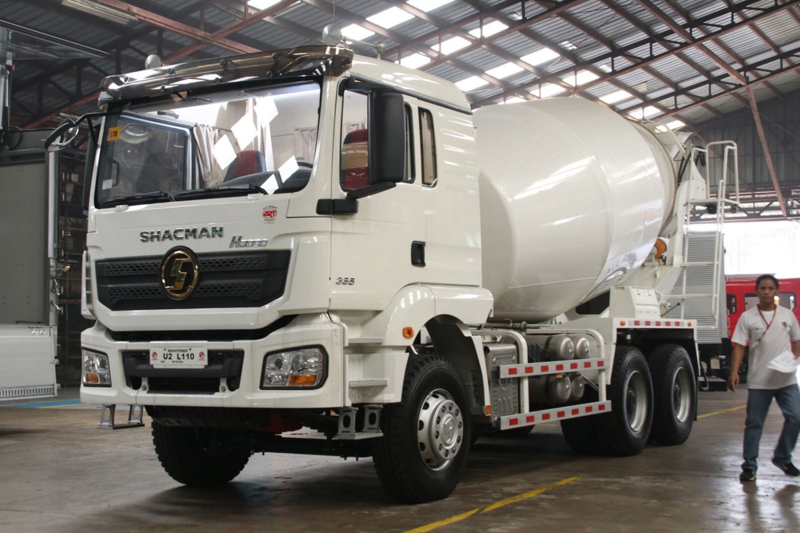 Shacman H3000 6×4 cement mixer truck sx5256gjbht38