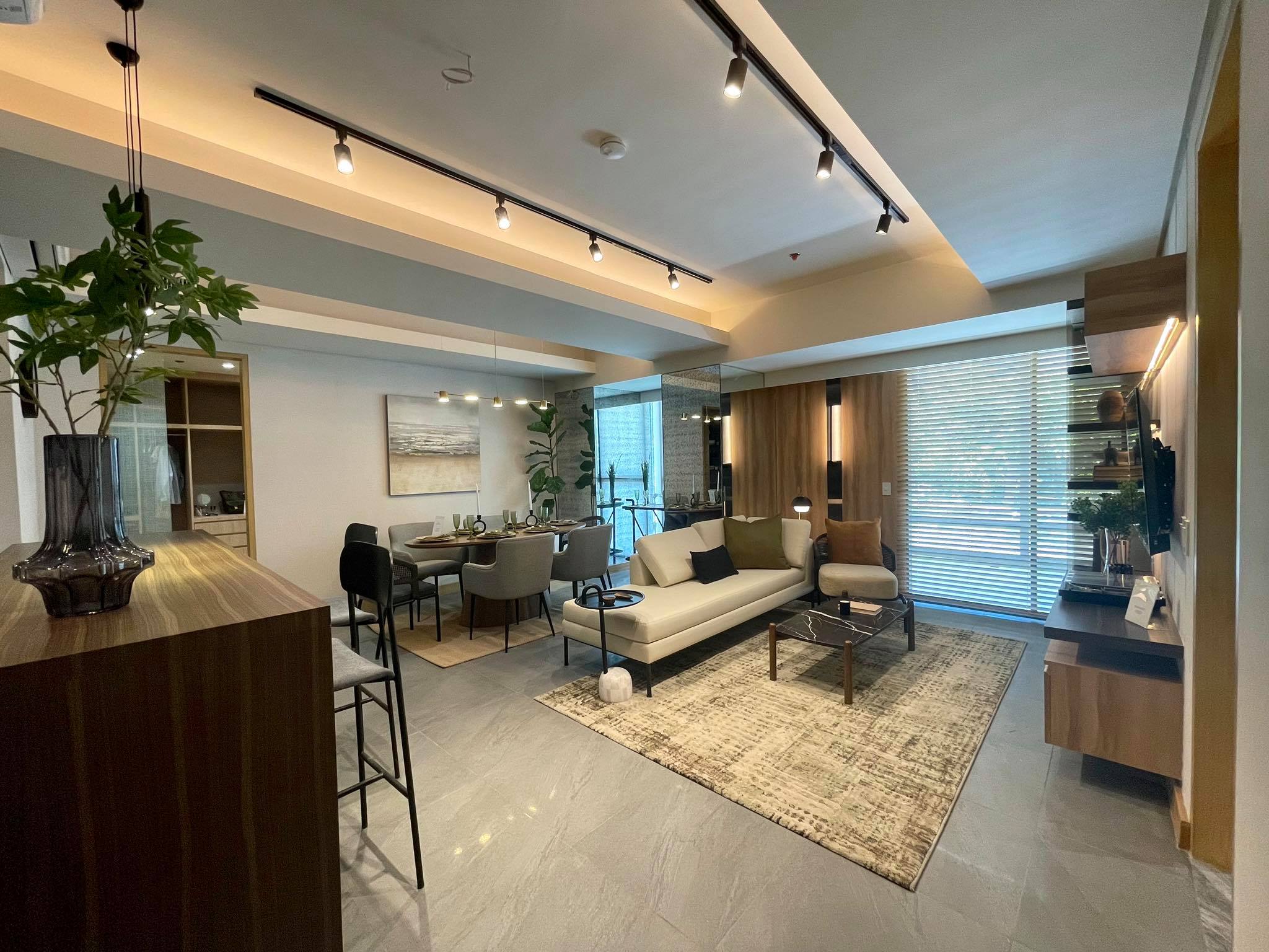 3BR WITH 2 PARKING LUCIMA CONDO NEAR AYALA CEBU 125 SQM