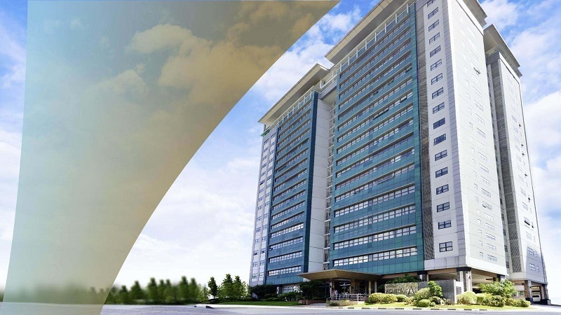 3BR PENTHOUSE WITH 2 PARKING AVALON CONDO FRONTING AYALA MALL