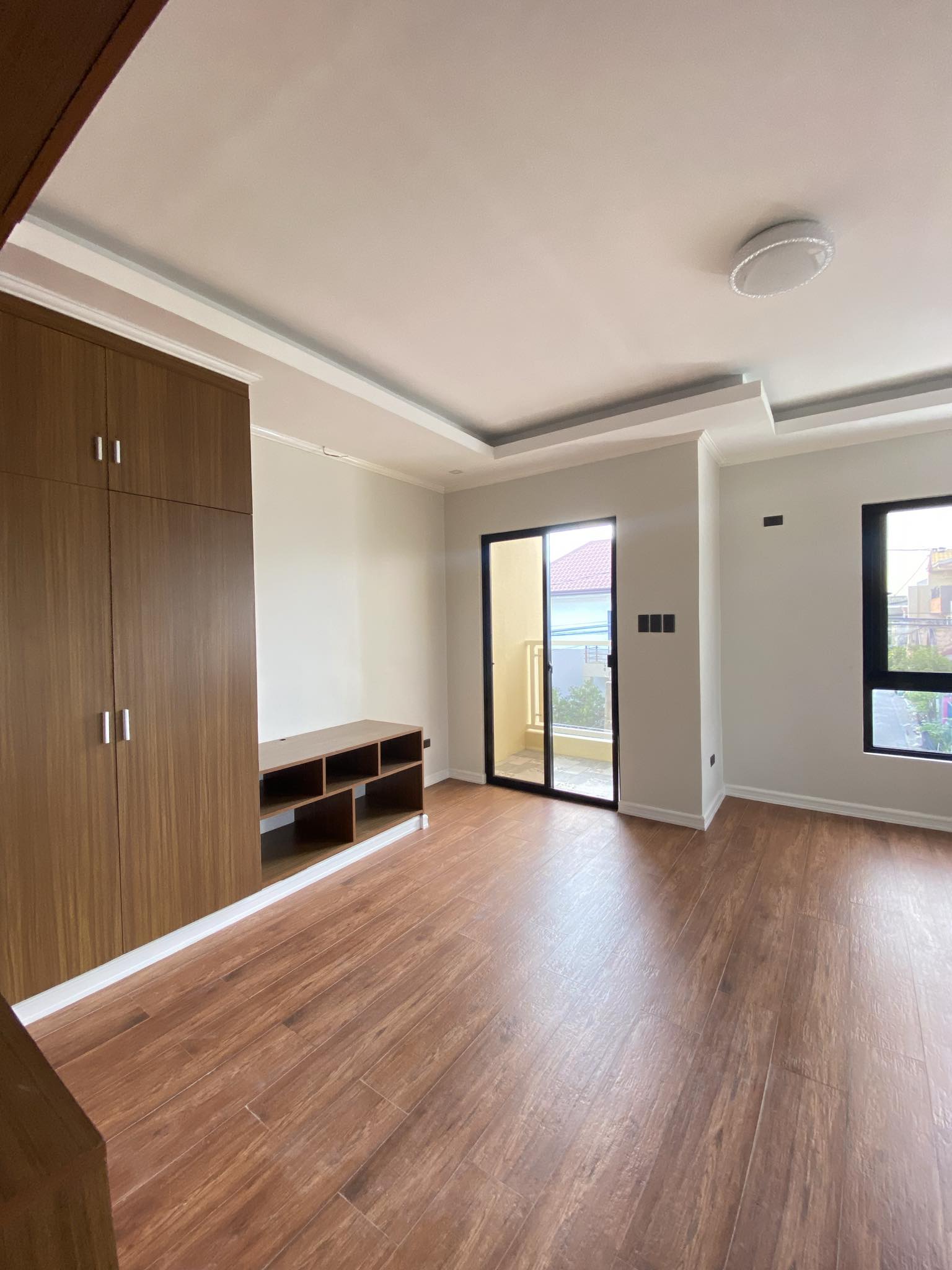 Duplex House for Sale in BF Resort Village, Las Piñas City 15M