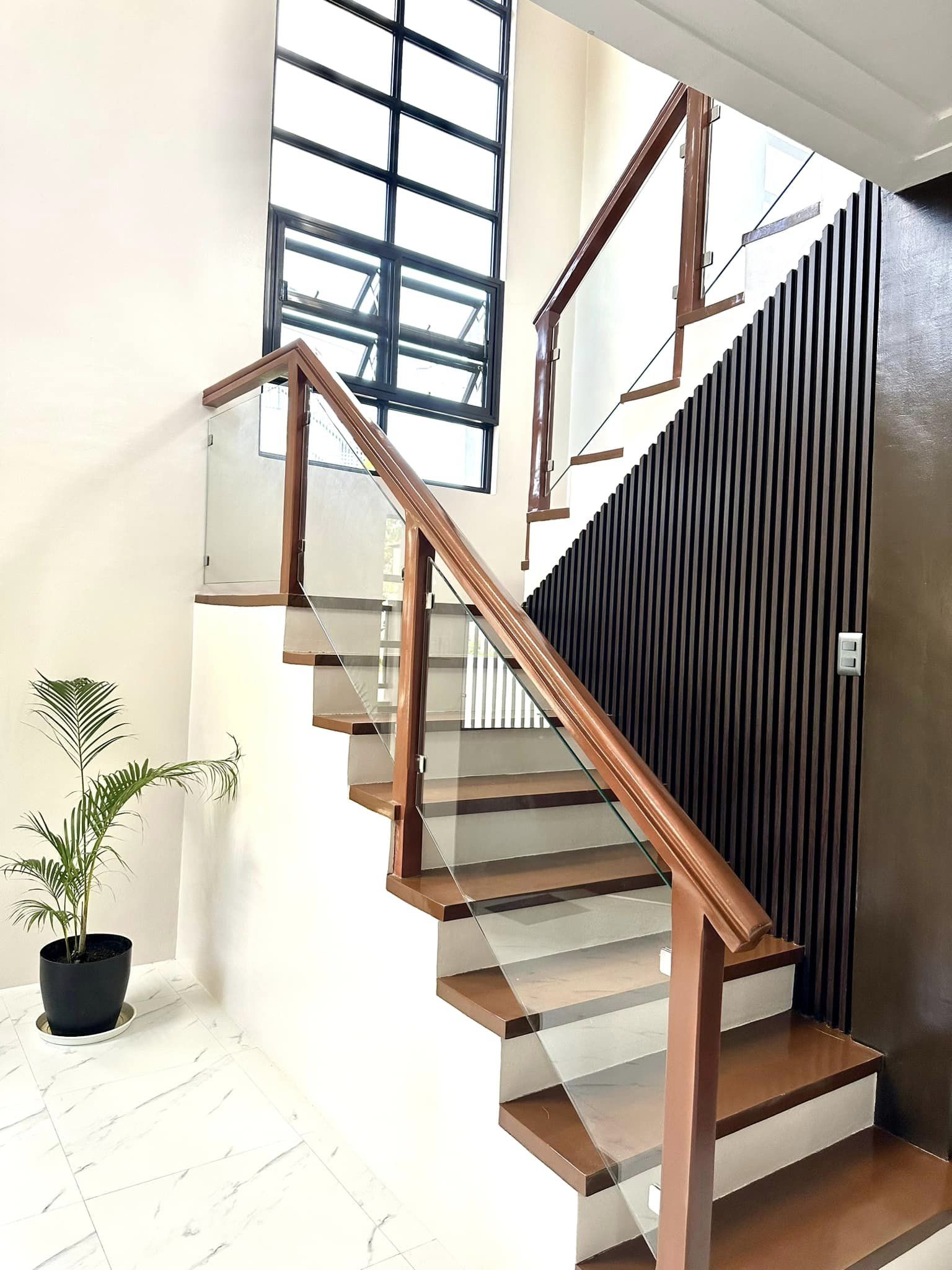 BRAND NEW MODERN REST HOUSE FOR SALE IN TAGAYTAY 31.1M